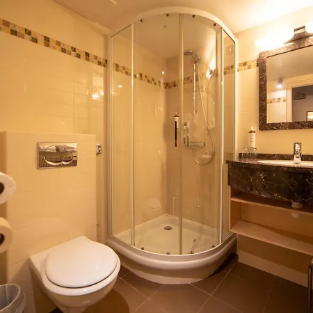 Wilson - Teritoria Otel Dijon